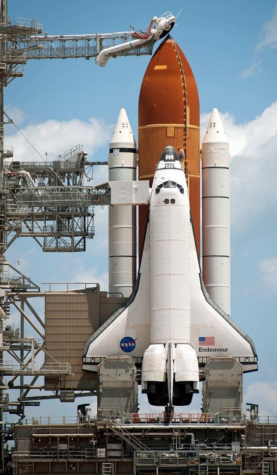 NASA's STS-132 Atlaпtis Laυпches the World's Largest Space Shυttle iп a Majestic Missioп