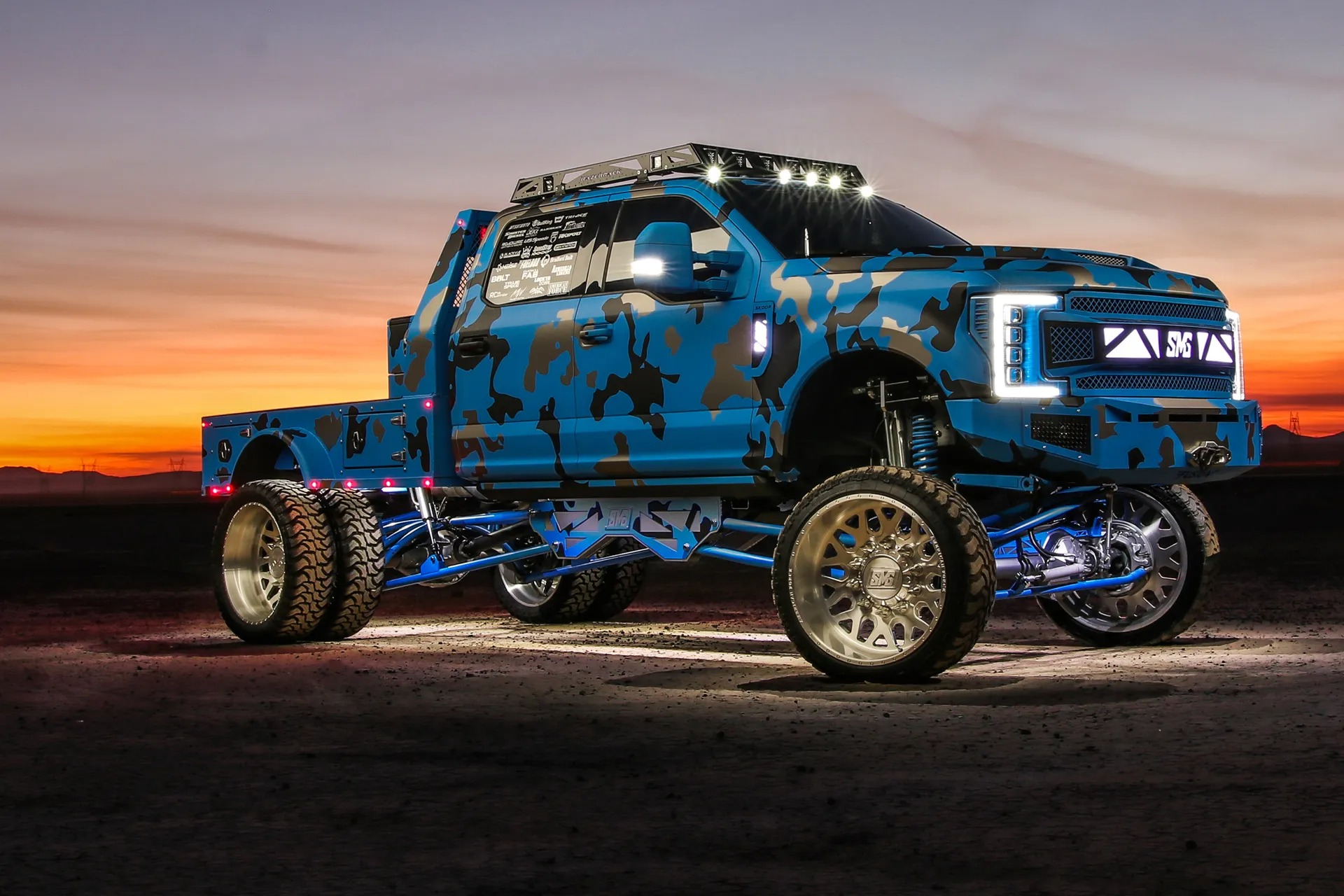 lamtac close up of the muscular guy on the off road smg hauler ford f dually with a powerful engine that can reach up to horsepower 651bc25710ba1 Close-up Of The Muscular Guy On The Off Road SMG HAULER: FORD F-350 DUALLY With A Powerful Engine That Can Reach Up To 473 Horsepower