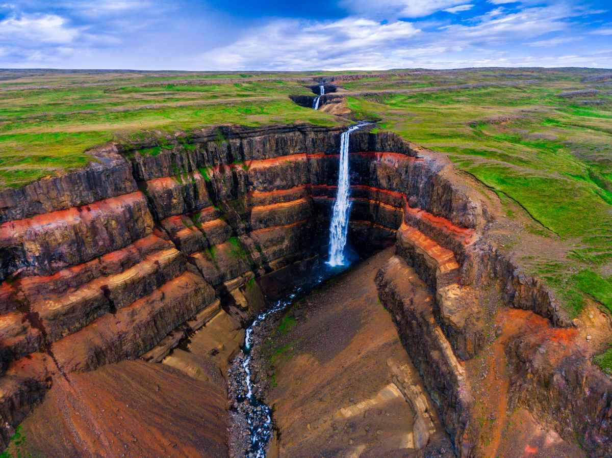 "Hengifoss