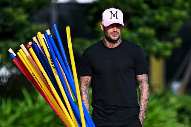 David Beckham comes to the training ground every day early in the morning just to watch Messi practice - Photo 1.