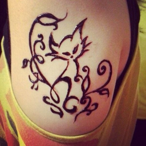 "Cat-henna-shoulder-tattoos"